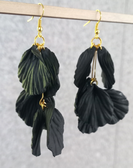 Earrings &quot;Black Petals&quot; large