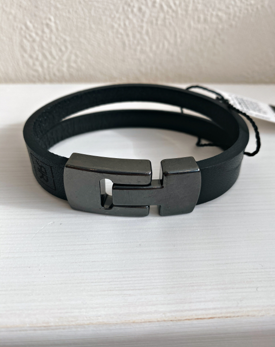 Black leather bracelet with dark clasp